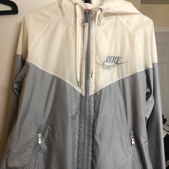 Nike windbreaker - Picture 2 of 2